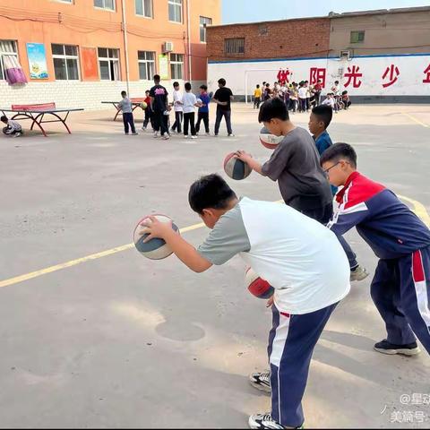 殷都区洪河屯连庄小学篮球社团课