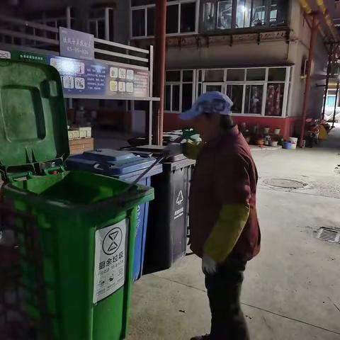 [槐荫区中大槐树街道昆仑街社区]开展垃圾分类投放  让社区生活更美好