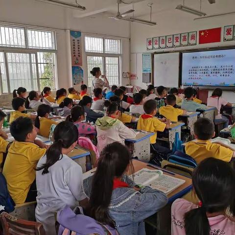 以研促教，“语”你同行——丝宝小学2022年秋语文教研活动