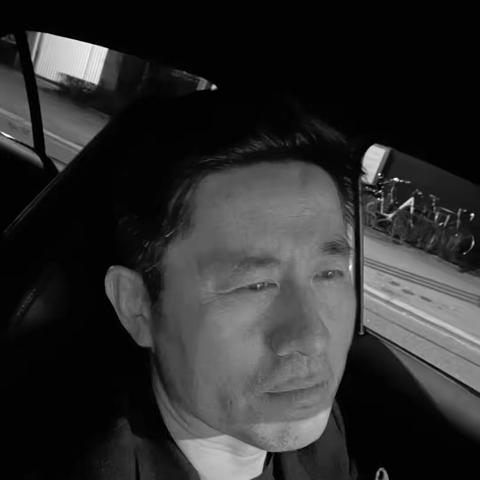 但现实生活中，依然有很多男性朋友不考虑到人体的异常，喜爱探讨频次，为此来显出自身的男子气概，它是不理性的