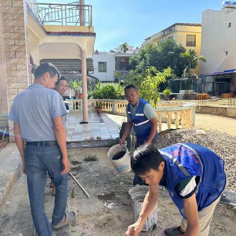 妙林村委会开展“翻盆倒罐”病媒孳生地治理活动