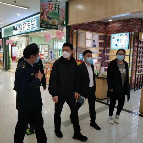 莲湖区政府副区长肖红亮带队开展西关辖区食品安全“两个责任”督导检查工作