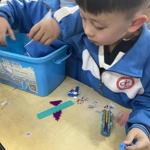 城内小学一年级机器人社团4.17黄牛