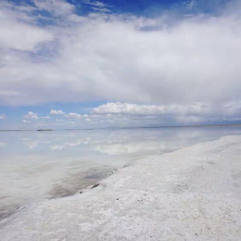 茶卡盐湖和青海湖