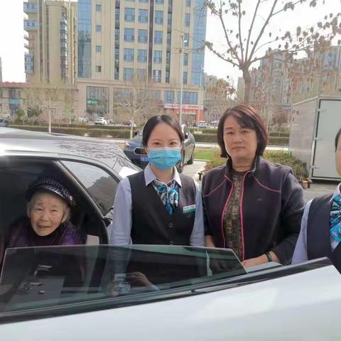 暖心服务，天天进步