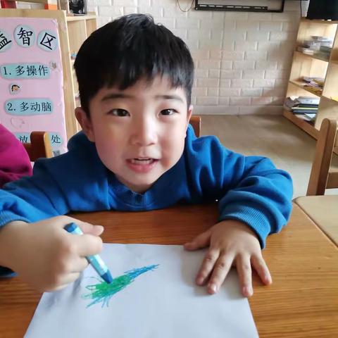 红缨兴山幼儿园芽芽一班刘乃文小朋友三月成长记录