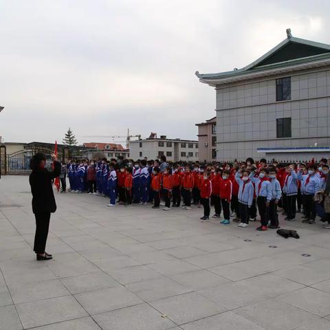 喜迎建党百岁华诞，缅怀英烈红色精神——和龙市新东小学校、和龙市光明小学校清明祭扫烈士墓活动