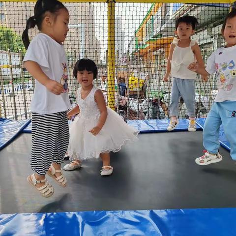 [艾特幼儿园]用心呵护，用爱培养❤️❤️