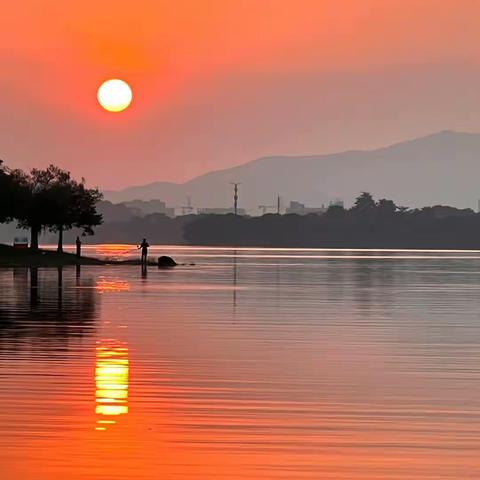 松湖 美景松湖日落美景