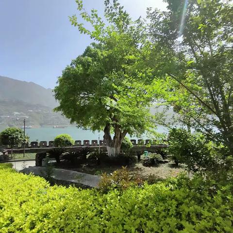 长江三峡：瞿塘峡、巫峡、西陵峡