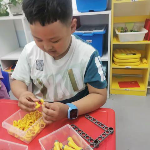 张淮哲小朋友玛酷机器人七月成长记录