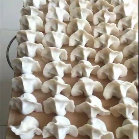 龙湖国际城小学一十班中秋快乐