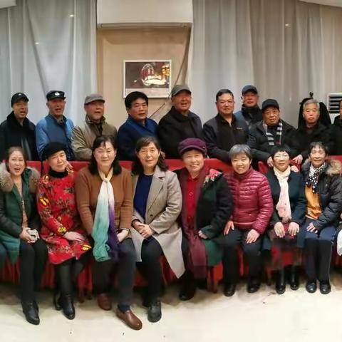 歌声唱赞新时代 笑声抒发幸福情