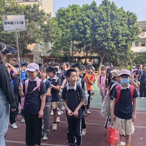 揭秘喀斯特奇观 书画大自然之美———柳邕路第二小学四年级2023年都乐岩地理主题研学