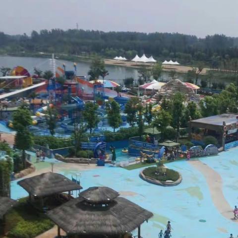 瑞贝卡水上乐园