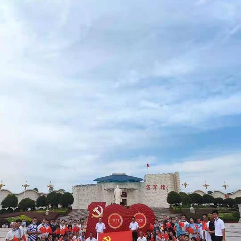 茅店镇太阳坪村党总支“学党史.感党恩—回顾历史、重温历史”主题党日主题活动