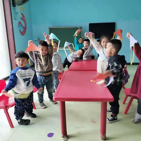 关爱幼儿幸福成长——城南中心校哈弗幼儿园，爱上幼儿园，快乐“美”一天