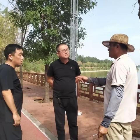 抓好园林管护  同建绿色家园