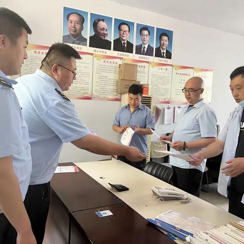 深入企业开展安全生产月宣传活动