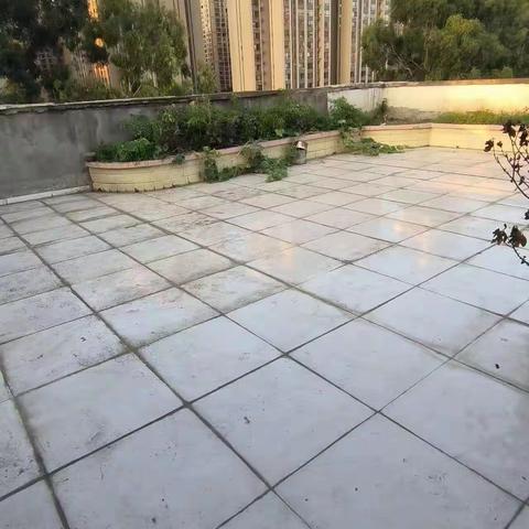 ⭐一品台B区，52.8万❤️产权125，上下一共2层，6跃7带私家大花园120平，成色7成新，随时看房6013