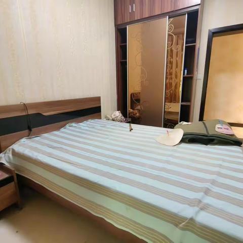 ❤️❤️🔑凯旋帝景79.8万，产权132，三室两厅两卫，带花园60平，开门暗号6013（K8）丹