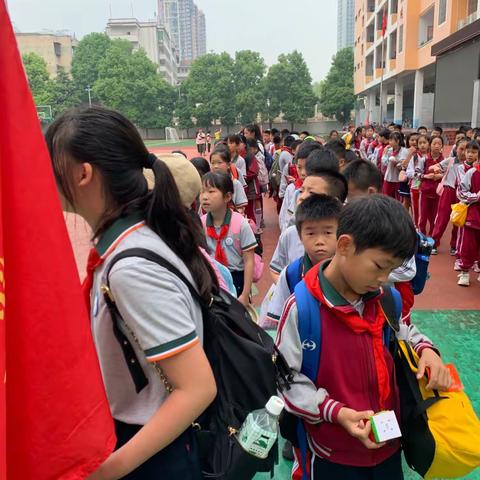 铜仁市第二小学四年级（8）班百花渡“厨神争霸·挑战自我”研学活动（研学A2201班涂婷婷）