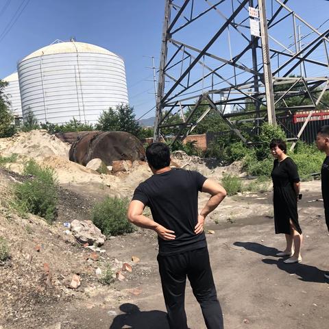 滦河镇开展镇域环保巡查工作