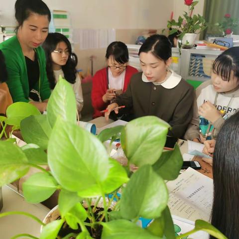 信息技术助力教师成长——上梅街道北塔学校四年级数学组第二次教研活动