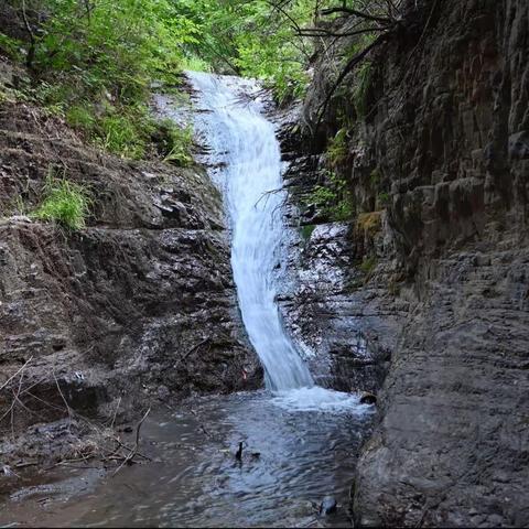 避暑京西龙门涧