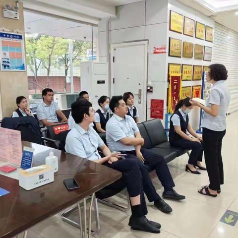 舜耕支行开展反假币宣传月活动报告