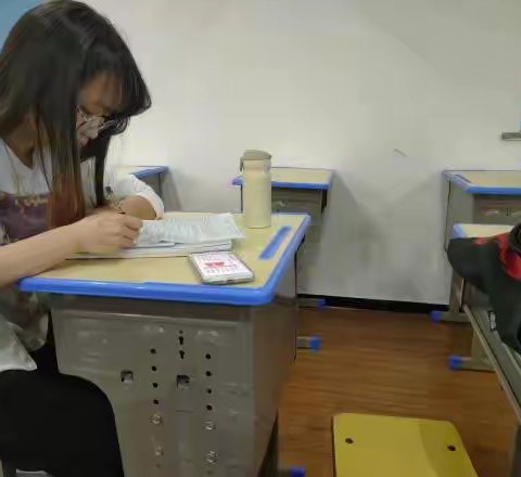 实习生汇报课教学纪实