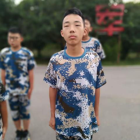 【空降利刃】2023期'军旗下的少年’特训营 一营八排第十八天精彩历程