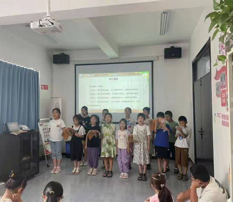 “多彩暑期，青春同行”主题系列活动——“小小朗读者”公益课堂活动