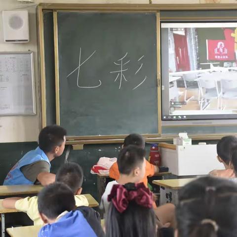 湖北学子三下乡:带着梦想和青春飞向蓝天