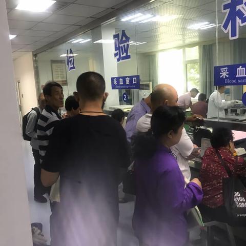 山大路街道卫计科开展计划生育特殊家庭查体工作