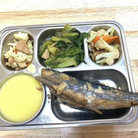 绿地城养老中心日常饮食