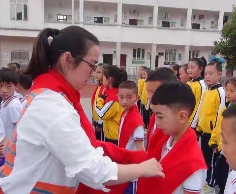 进母校活动美篇 张玲