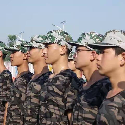 青春飞扬，梦想起航——弘济高中高一新生军训特辑