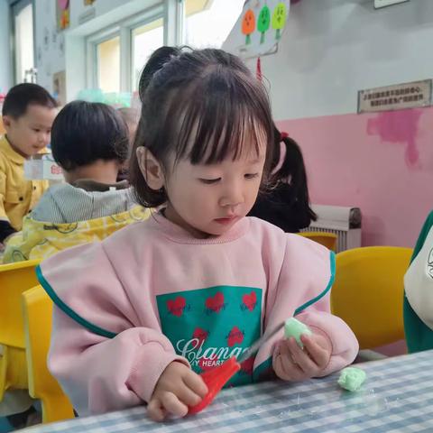 小一班教学生活掠影