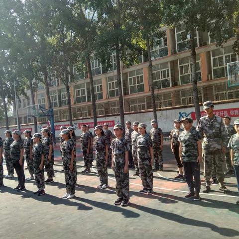 锲而不舍，金石可镂。 ——坚持住，七六博识班