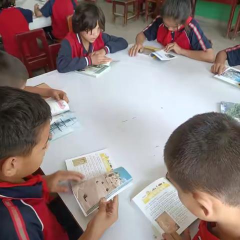 墨玉县托胡拉乡古热小学国通语兴趣活动