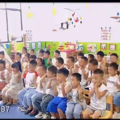 新世纪城北幼儿园果一班第一周活动片段