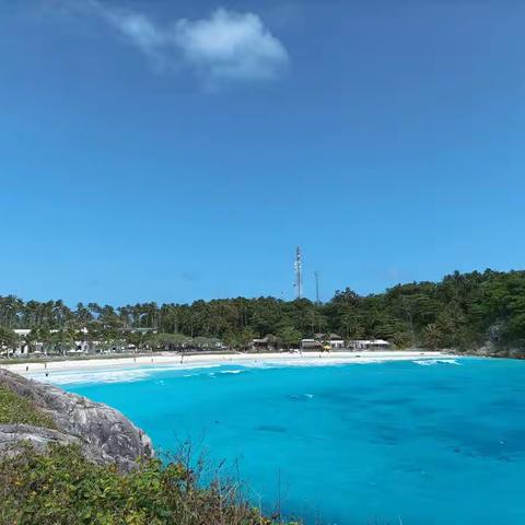 普吉皇帝岛是你次生必到的景点之一