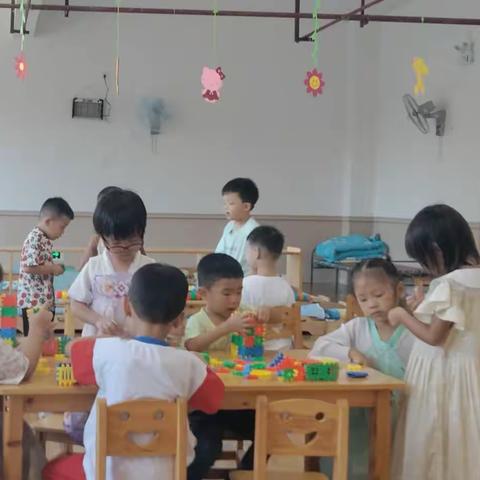 让阳光照进幼儿园的日常，夏铎铺中心幼儿园大三班生活篇