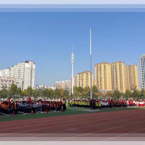 “阳光运动燃激情  红心为党扬星火” 队列展演暨趣味运动会 ——东明学校二年级