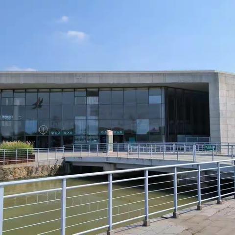 第二天外出考察（辰山植物园-广富林遗址-上海外滩万国建筑群）