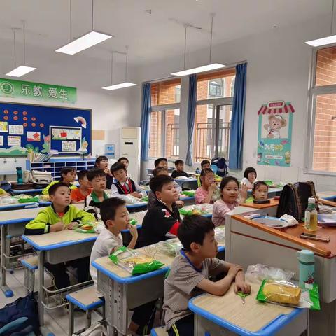 绿地小学三年级鲨鱼公园STEM主题课程《粗盐的新装》课堂剪影