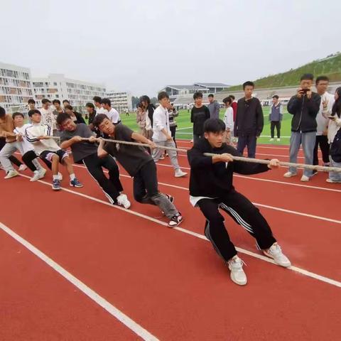 挑战自我，极限拔河