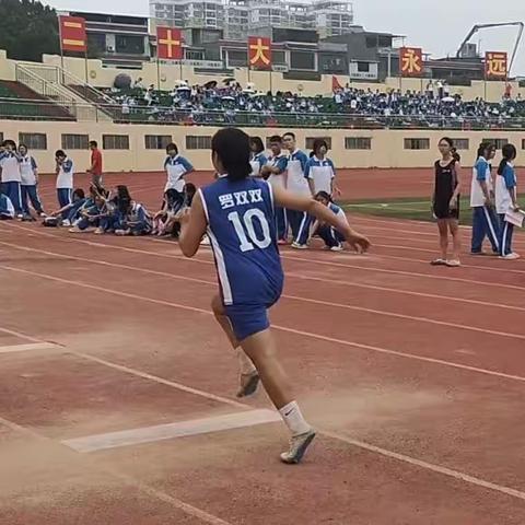 江华一中——高二女子跳远