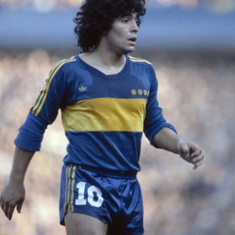 永远的“球圣”——写在Diego Maradona头七之际